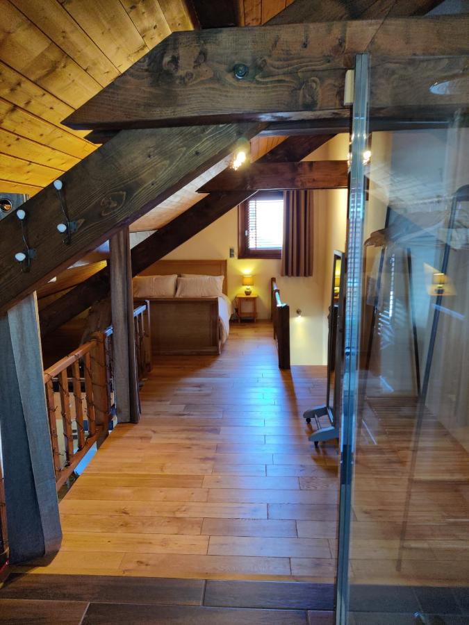 Spacious Ski Chalet In Traditional French Village, Sleeps 8, Four Star With Fibre Broadband アボンダンス エクステリア 写真