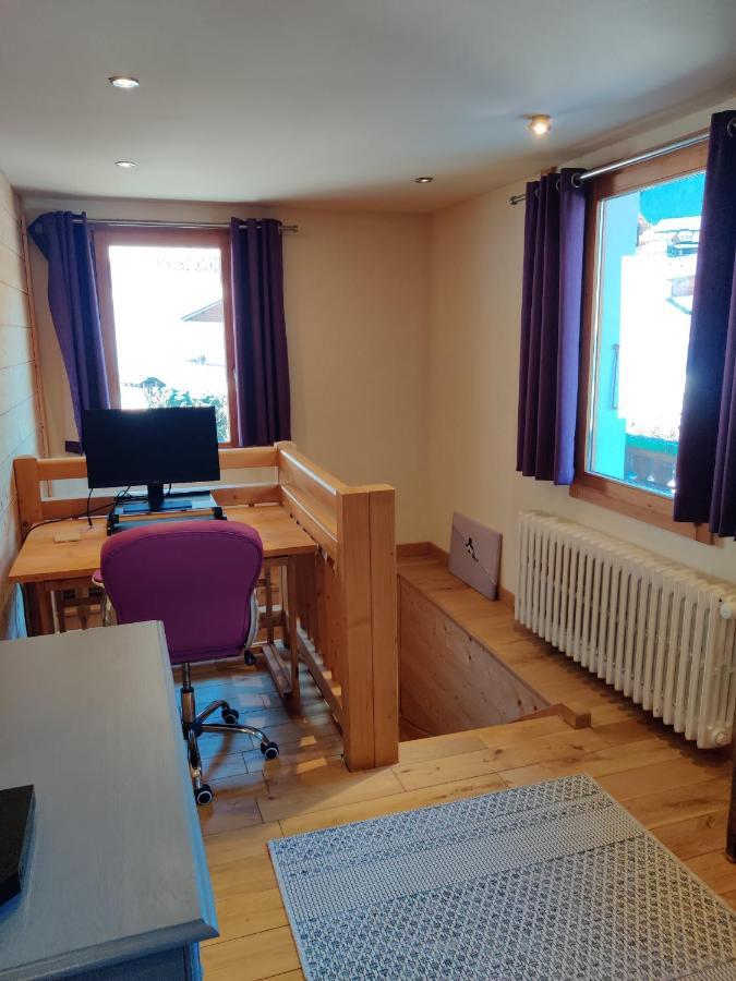 Spacious Ski Chalet In Traditional French Village, Sleeps 8, Four Star With Fibre Broadband アボンダンス エクステリア 写真