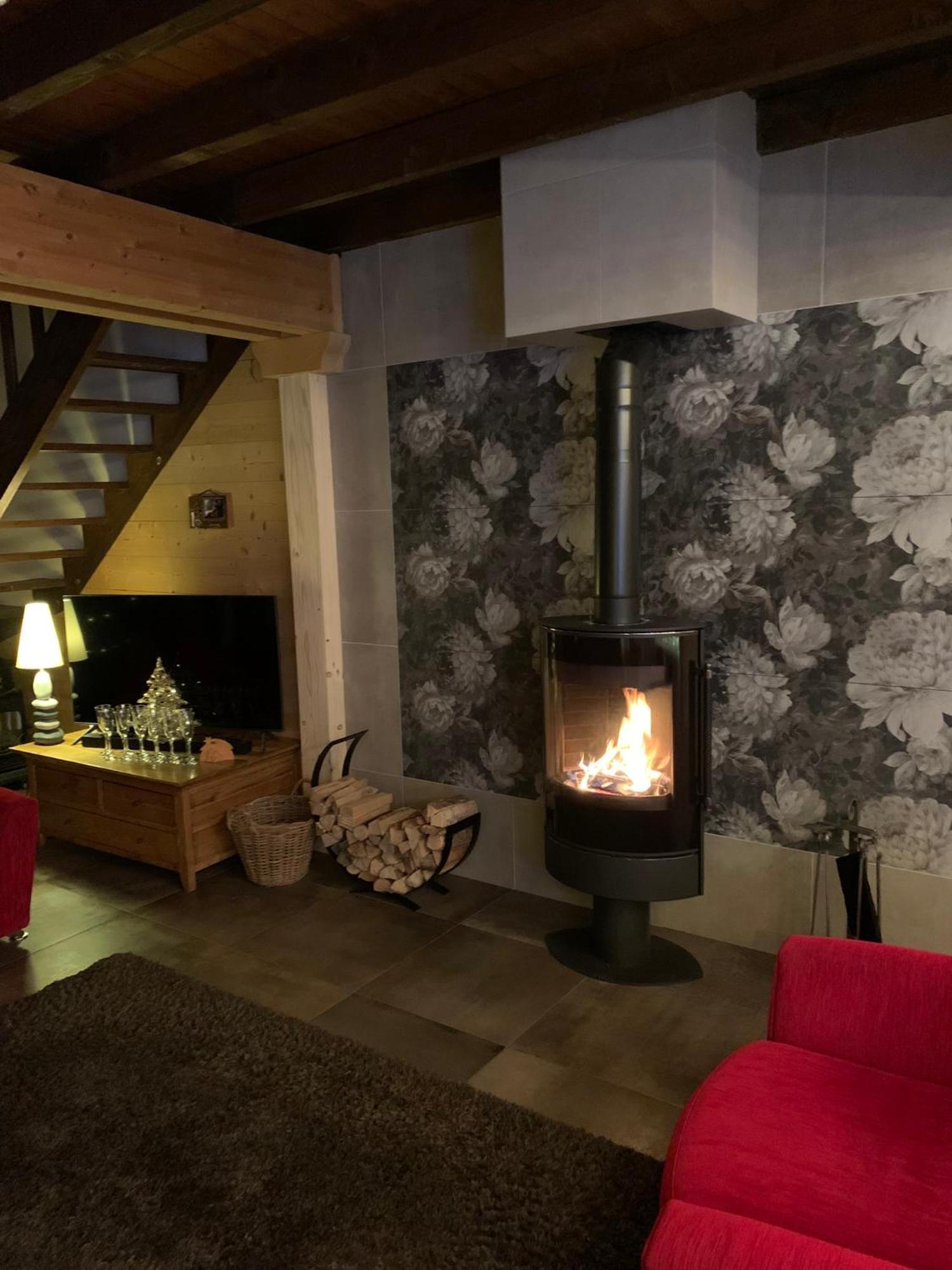 Spacious Ski Chalet In Traditional French Village, Sleeps 8, Four Star With Fibre Broadband アボンダンス エクステリア 写真